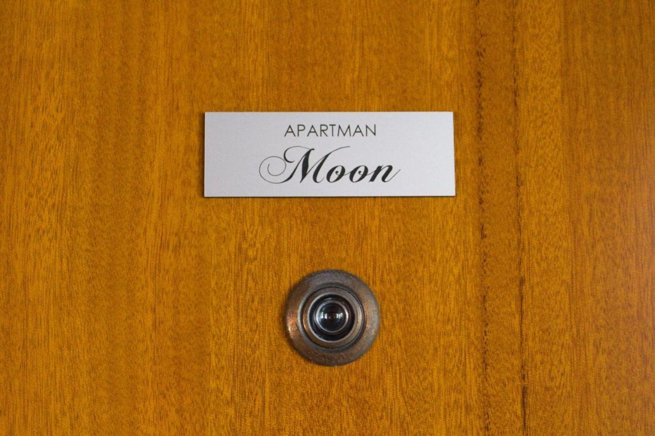 Apartment Moon Rovigno Esterno foto
